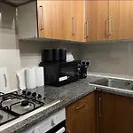 New Build 5 Bedroom In Hackney. Central London
