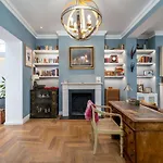 Joivy Splendid 4 Bed, 4 Bath House With Garden, Shepherds Bush