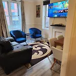 2-Bedroom Flat In Cutty-Sark, Greenwich !