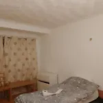 Private Rooms In 3 Bedroom Flat!!