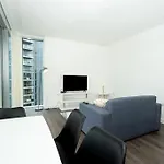 Modern 1-Bed Apartment Aldgate East