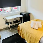 Beautiful Private Rooms In London Central Willesden Green