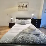 2Bed Stratford Apt With Easy Access To Central London, O2, Excel, Parking Nearby