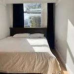 Lovely Flat Near Holland Park