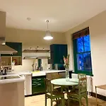 New Stylish 1Bedroom Flat In Paddington, Bayswater
