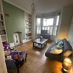 Beautiful Ground Floor Garden Flat