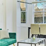 Amazing 2 Bed Apartment Clapham North
