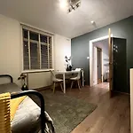 Nice 1 Bed Flat London/Chiswick For 4 People