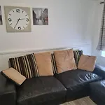 Luxury House, 4 Bedrooms Fully Furnished