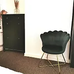 Lovely 1 Bed Flat In Trendy Peckham