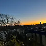 Deluxe Penthouse Riverside View 2 Bedroom Flat With Lift - Old Industrial Factory Warehouse