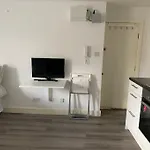 Studio Apartment In Seven Sisters