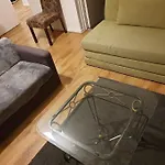 Entire Apartment Close To Central London