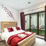 Დluxury & Spacious Duplex In The Heart Of Chelseaდ