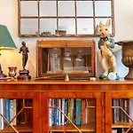 Outstanding Antique 1Br Flat In Soho