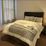 Two Bedroom Apartment In London