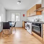 Cozy 1 Bed, Shepherds Bush