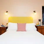 Veeve - Mellow Yellow By Holland Park