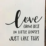 Comfy Stay And Relaxing Apart