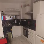 Comfy Stay And Relaxing Apart
