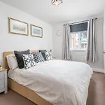 Altido Fantastic Flat Near Vauxhall Gardens