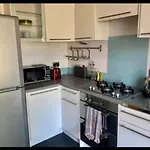 Fab Location 2 Bed Garden Flat Camden
