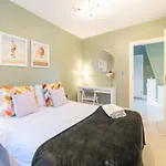 Apartment Central London