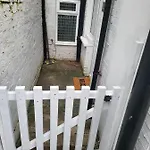 Homey Flat In Tooting