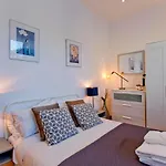 Spacious Highbury Fields 1 Bedroom Apartment - Parking By Request