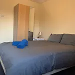 Addington House 4 Beds