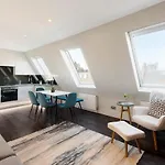 Amazing South Kensington Flat