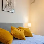 Stylish And Well Equipped Flat In Stockwell
