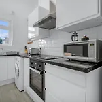 Studio Apartment In Euston, Camden Town