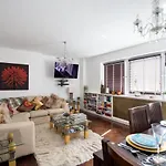 Apartment In Knightsbridge Overlooking Harrods
