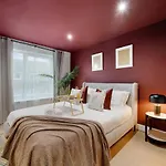 Canary Wharf Apartment