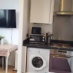 Cosy Entire Apartment In Whitechapel/Commercial Rd