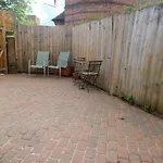 4 Bedroom House In Turnpike Lane/Wood Green