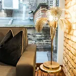 Knightsbridge Harrods 2 Bedrooms, 3 Beds, 2.5 Bath
