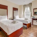 Astoria Hotel