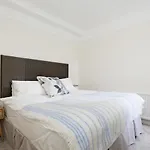 Hyde Park Mews London W2 - Zone 1