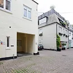 Hyde Park Mews London W2 - Zone 1