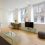 2 Bed 2 Bath Apartment Off Regent Street