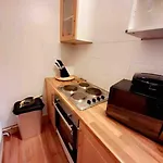 Entire One Bedroom Apartment Near Stratford