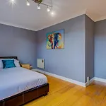 Statera Apartments - Thames View