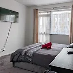 Tower Hamlets Apartment