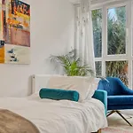 Homely 1Bed Apartment Vauxhall