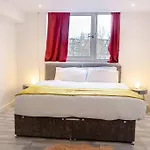 2 Bed With Free Parking