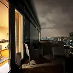 Stylish Apartment In Canary Wharf