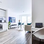 Luxe Apartment By Excel