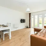 Sleek And Stylish 2Bd Home With A Garden Anerley